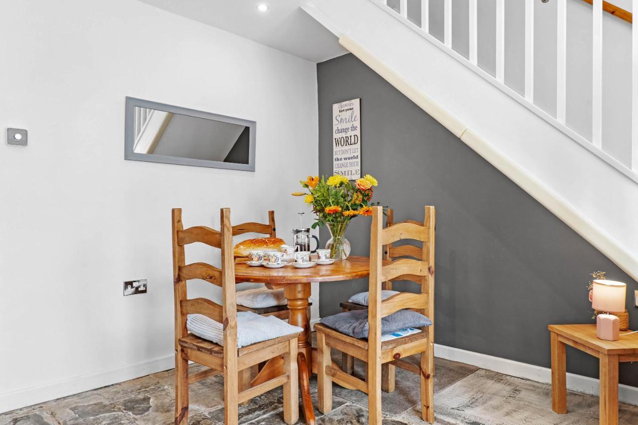 Cottage In Worcestershire Ившам Екстериор снимка