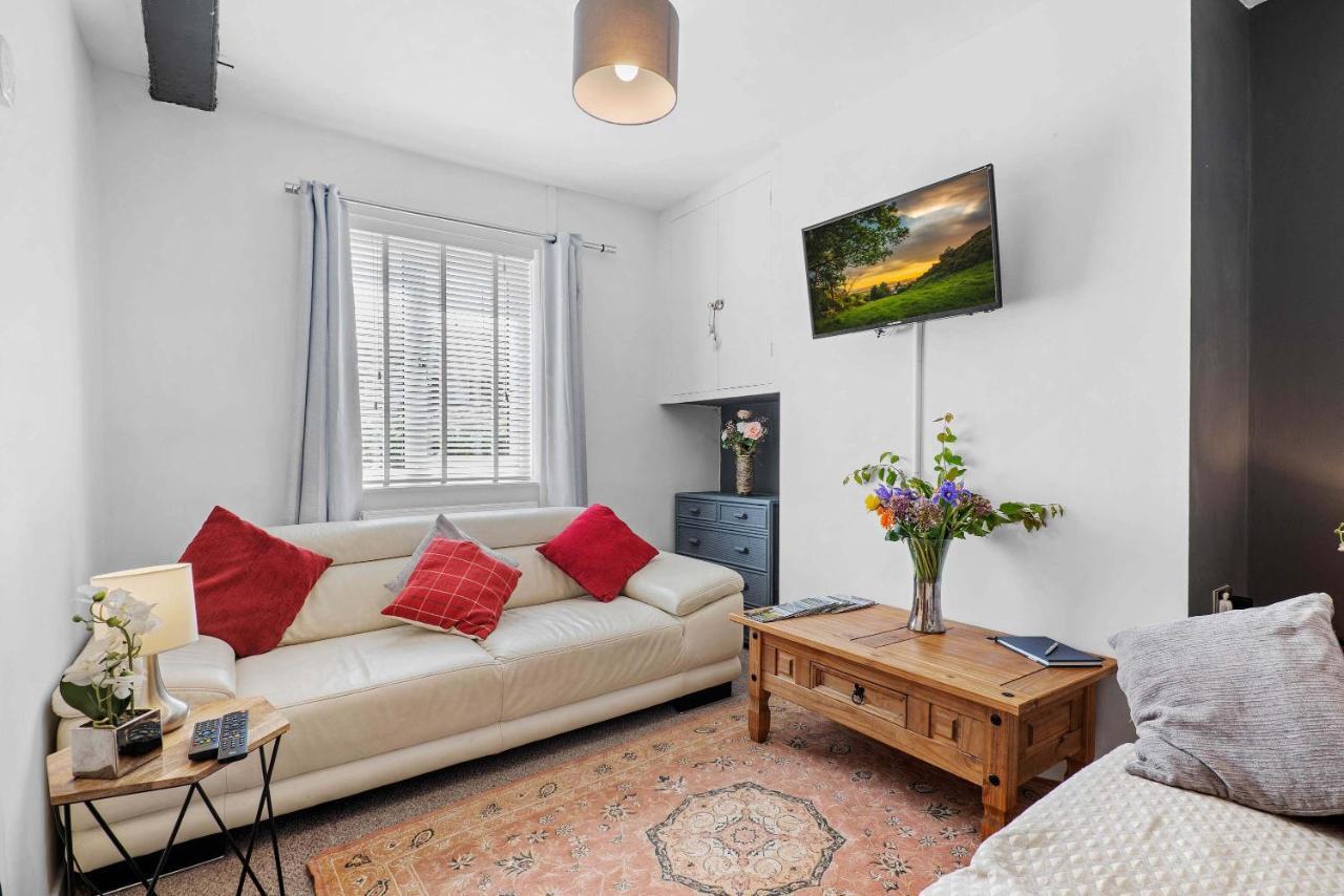 Cottage In Worcestershire Ившам Екстериор снимка