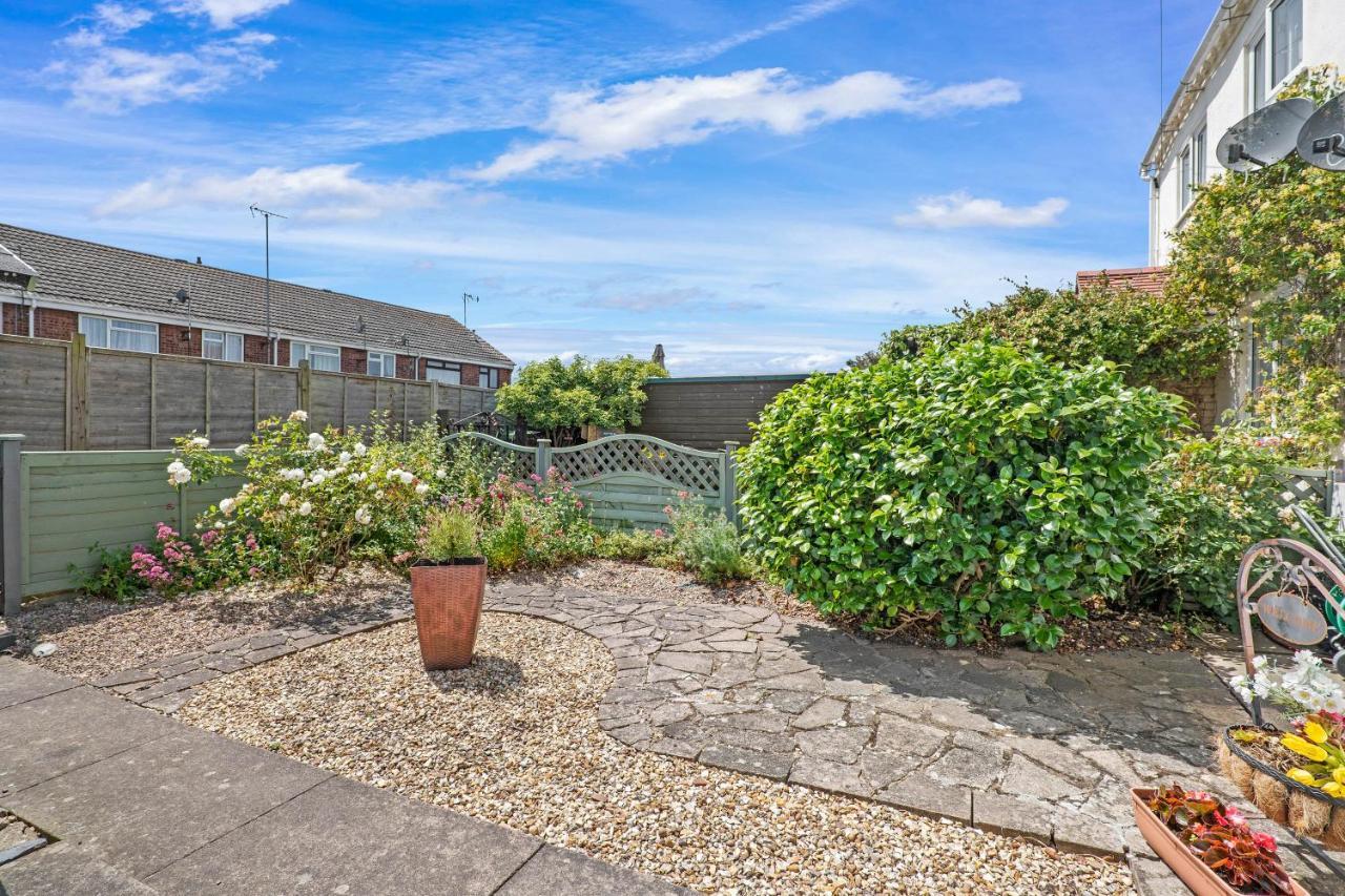 Cottage In Worcestershire Ившам Екстериор снимка